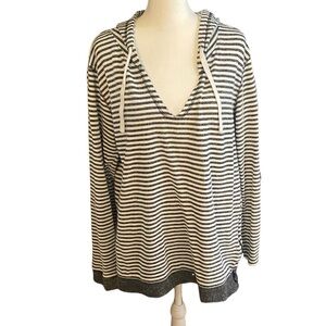 Bobbie Brooks Dark Gray and White Striped Hoodie. Cute side zip. Size XL.